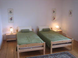 Dinkelscherben Die Villa : Schlafraum S�dwest