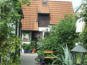 Augsburg: Ferienhaus im Garten